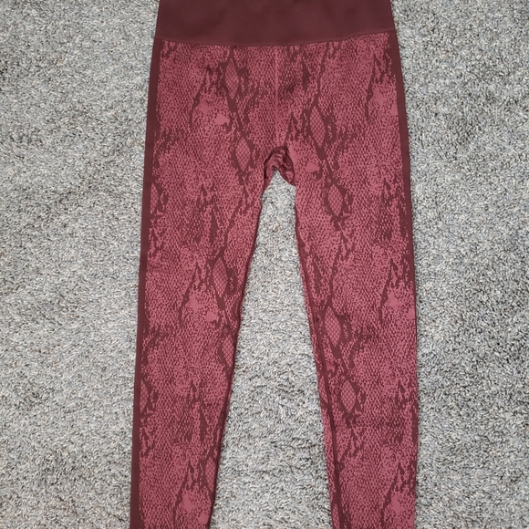 Fabletics Leggings - Picture 2 of 3